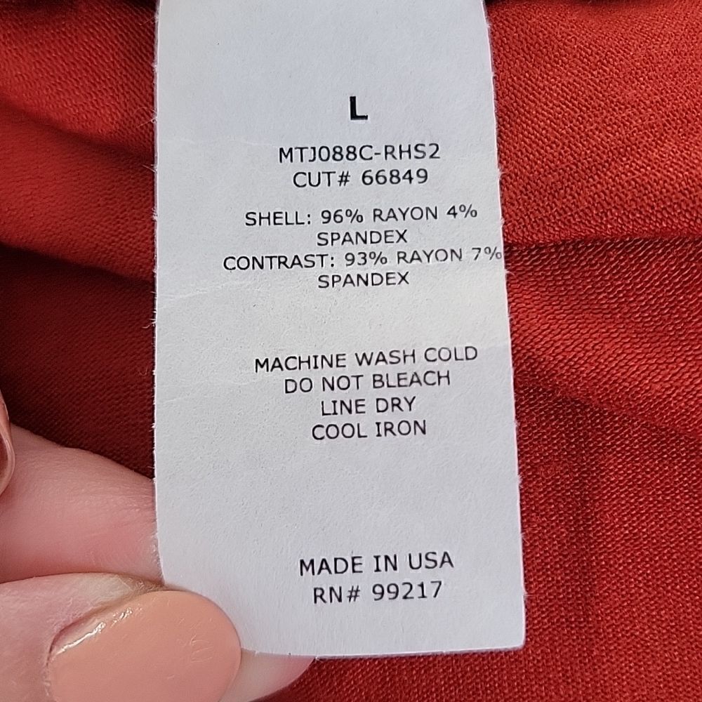 MM. Dillards Perfect Tee. Size Large. NWT - Picture 7 of 7